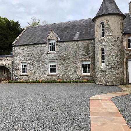 ホーイック Branxholme Castle Bed & Breakfast エクステリア 写真