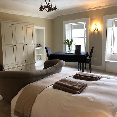 ホーイック Branxholme Castle Bed & Breakfast エクステリア 写真
